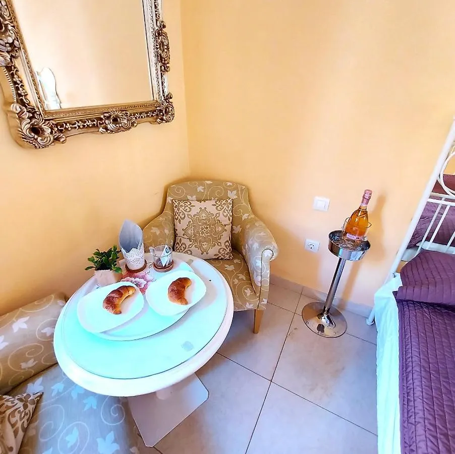 Small Apartment, Adeje House Wifi Free Costa Adeje  0*, Costa Adeje (Tenerife)